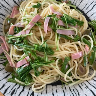 水菜とハムのパスタ